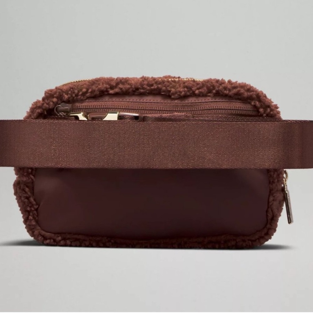 Lululemon Brown Fleece Everywhere Belt Bag - Picture 2 of 8